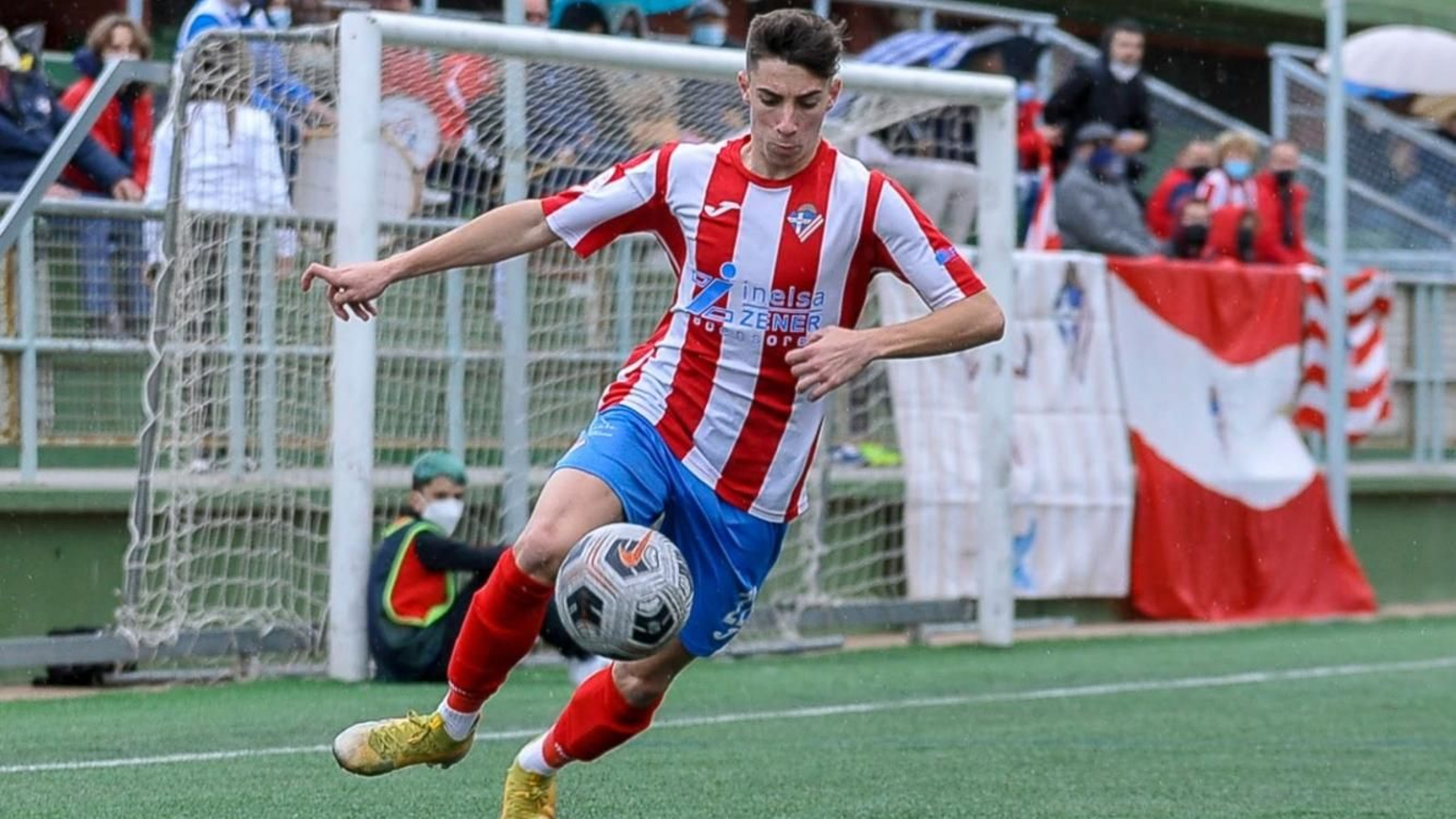 Álex Cazorla, en su primera etapa en el conjunto rojiblanco.