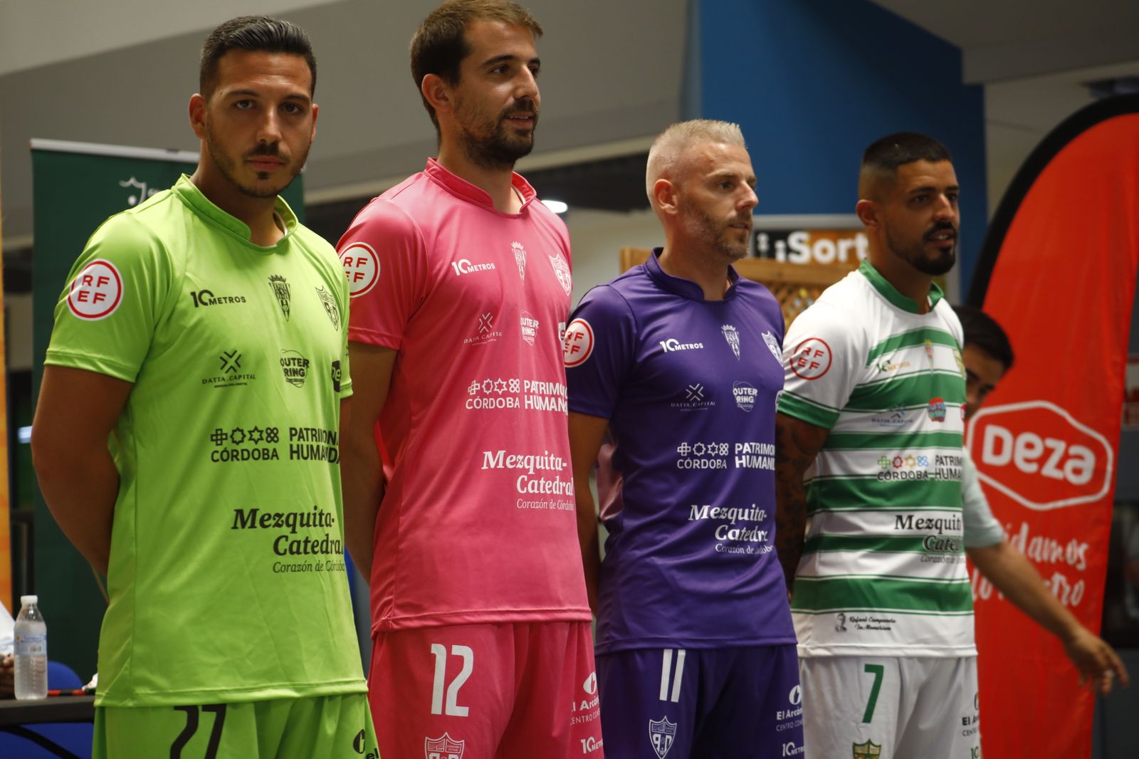 La presentación de las nuevas equipaciones del Córdoba Futsal, en imágenes