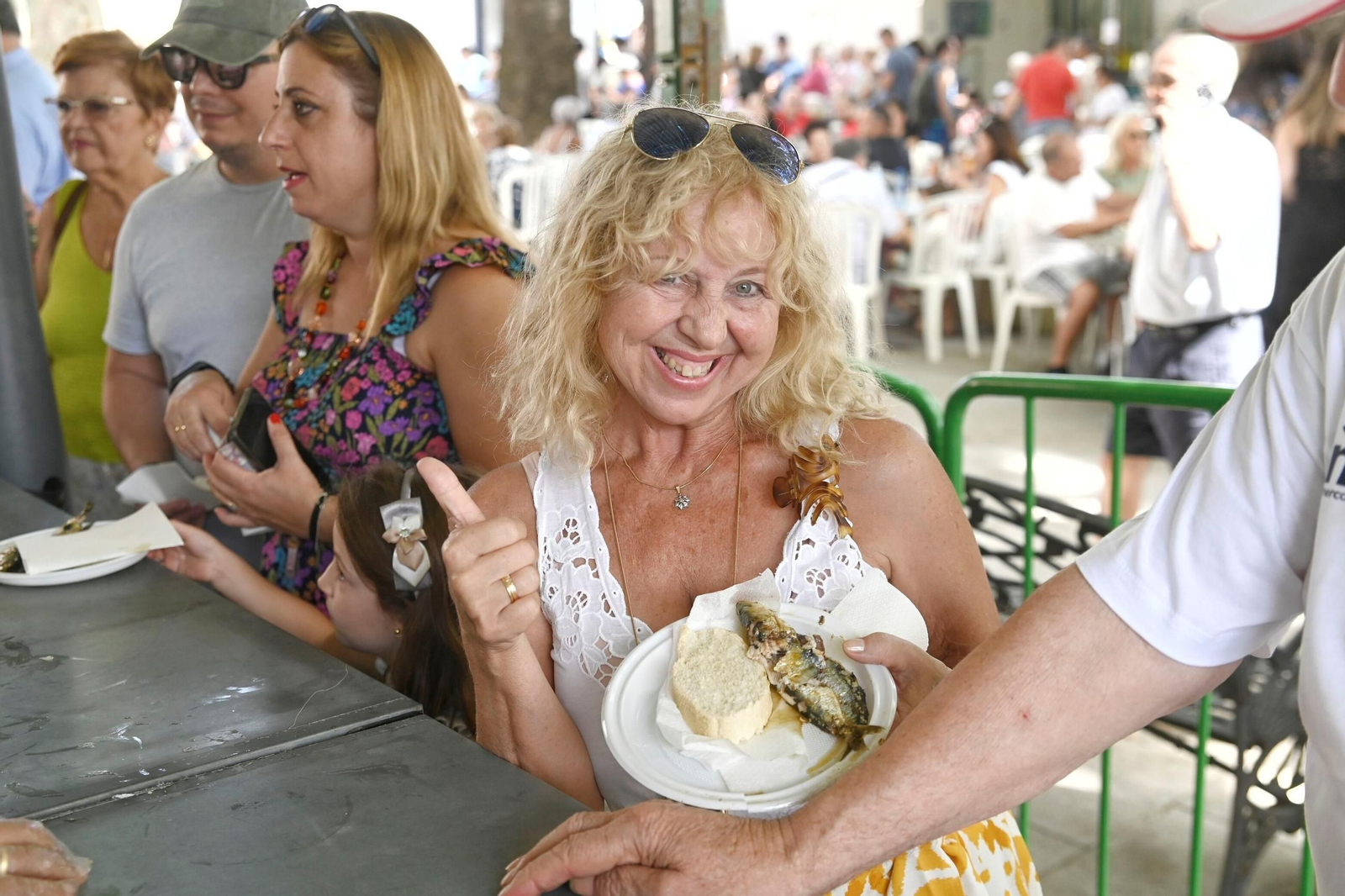 Las mejores fotos de la 'sardiná' de la Velá de la Fuensanta de Córdoba