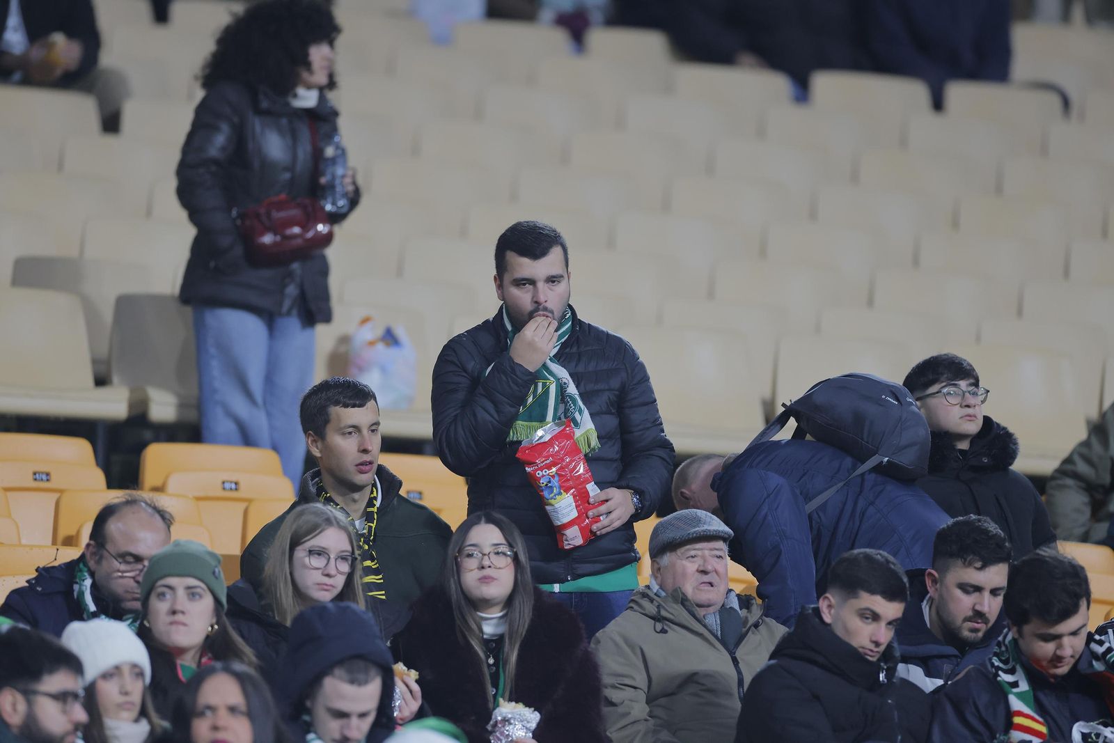 Búscate en las fotos del Betis - Getafe