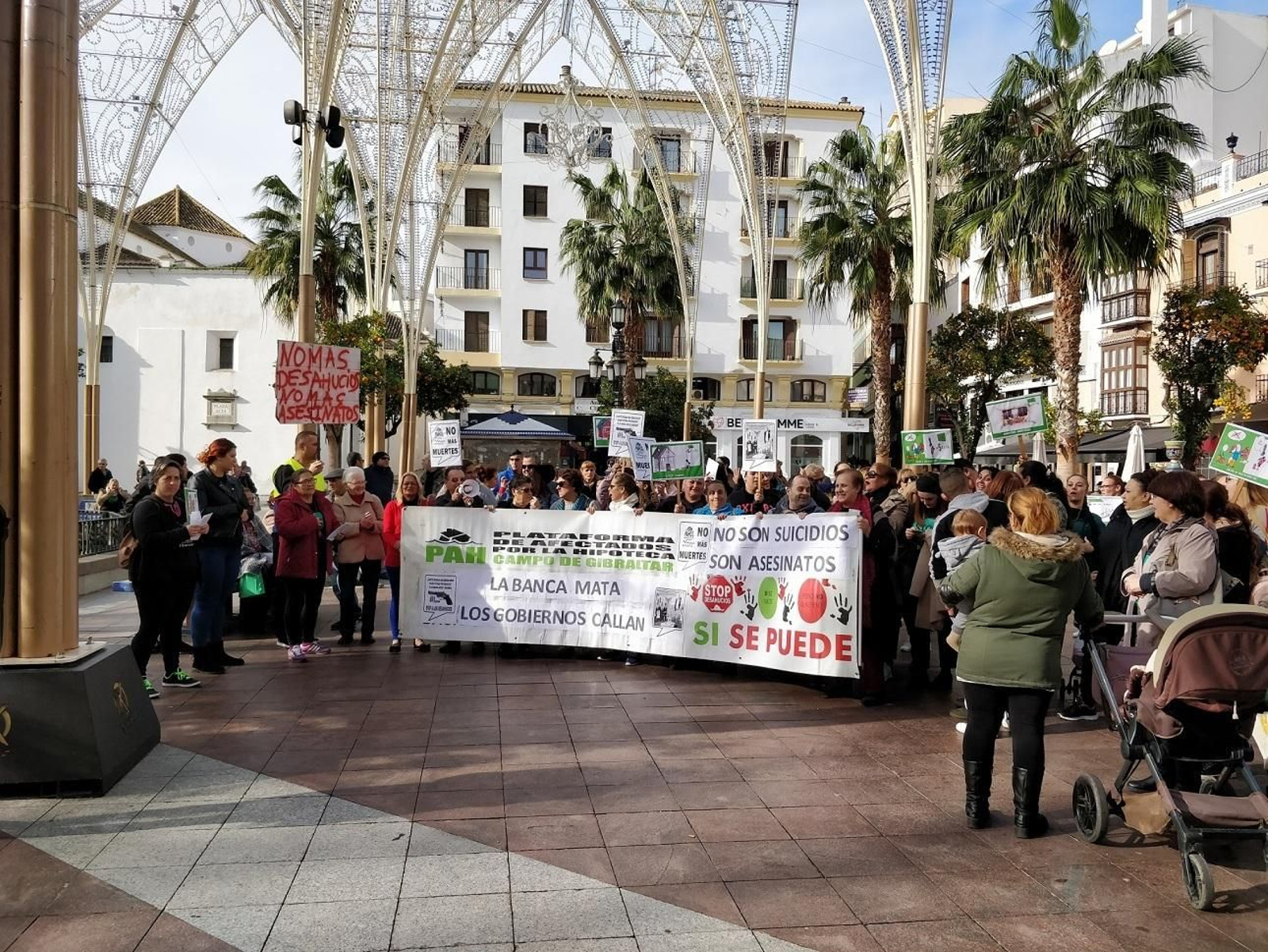 La concentración celebrada este lunes en la Plaza Alta