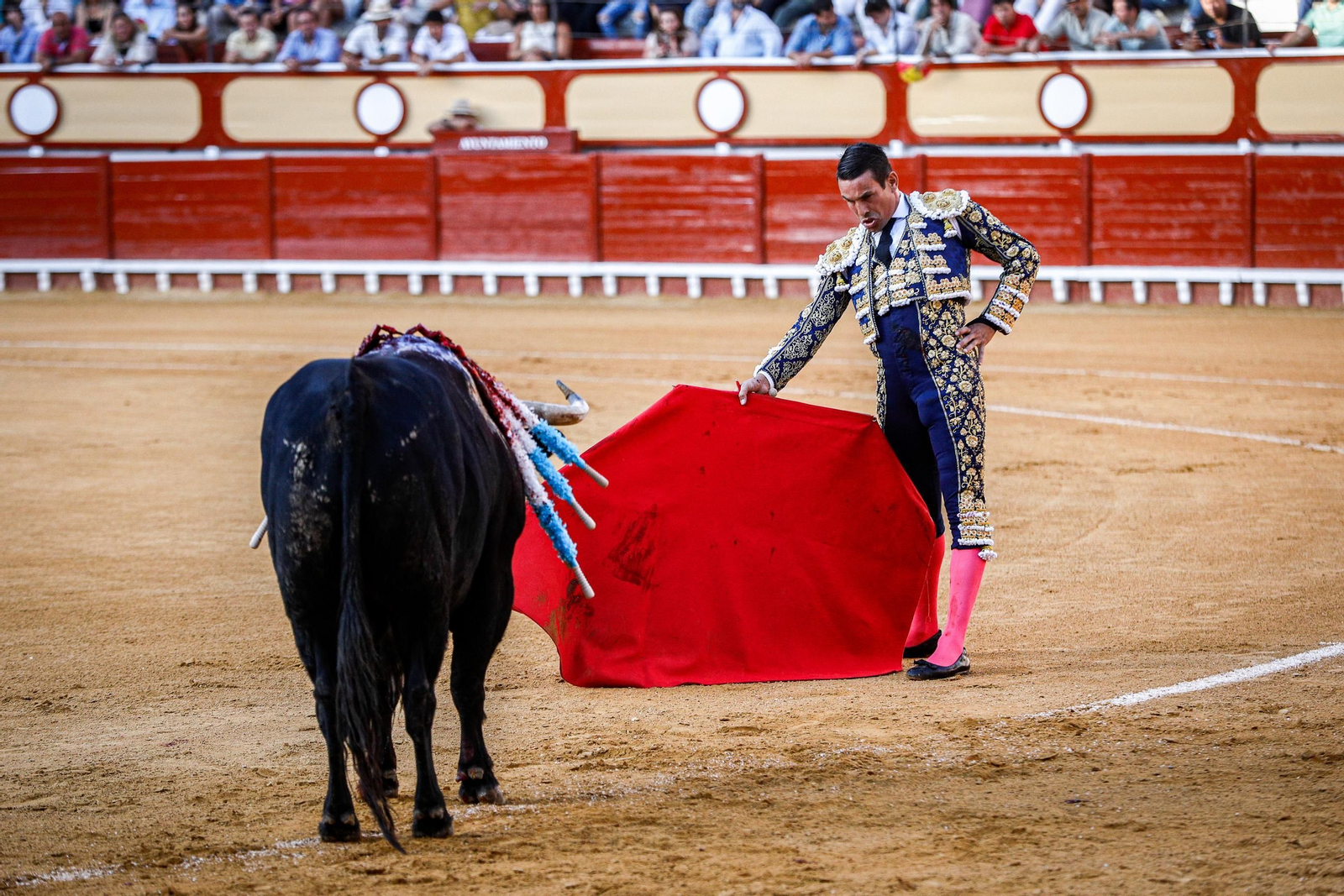 Imágenes de la corrida de toros en El Puerto: Manzanares, Roca Rey y Pablo Aguado