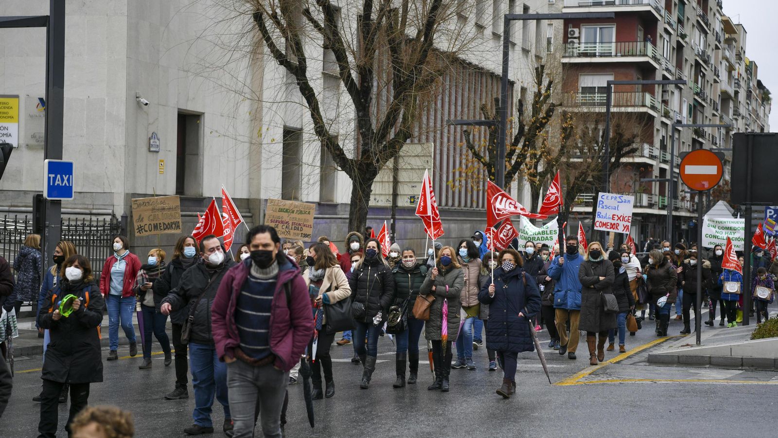 Ocho colegios de Granada siguen sin servicio de comedor escolar desde septiembre.