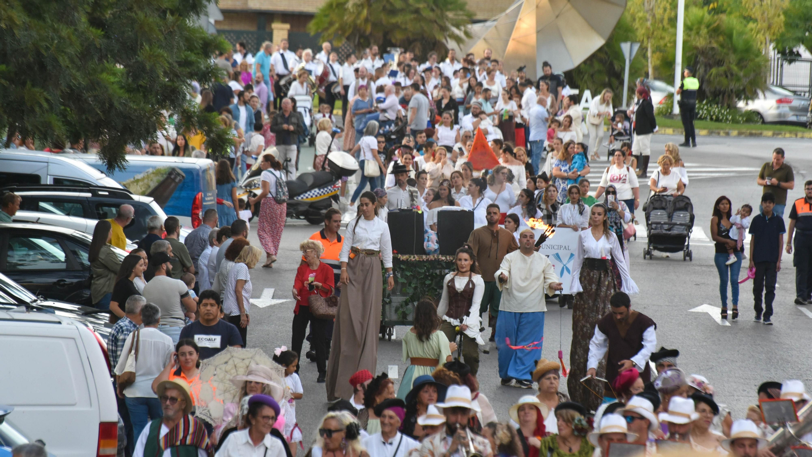 El Pasacalles de Entremares 2023, en imágenes