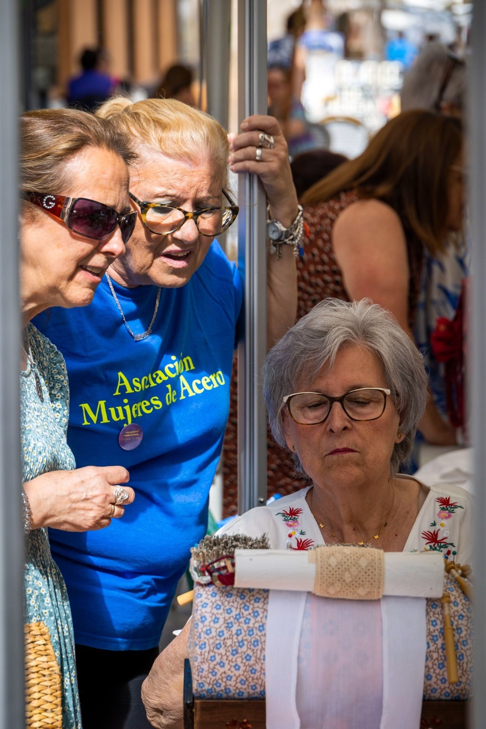 Las imágenes del I Encuentro de Bolillos de la asociación Mujeres de Acero