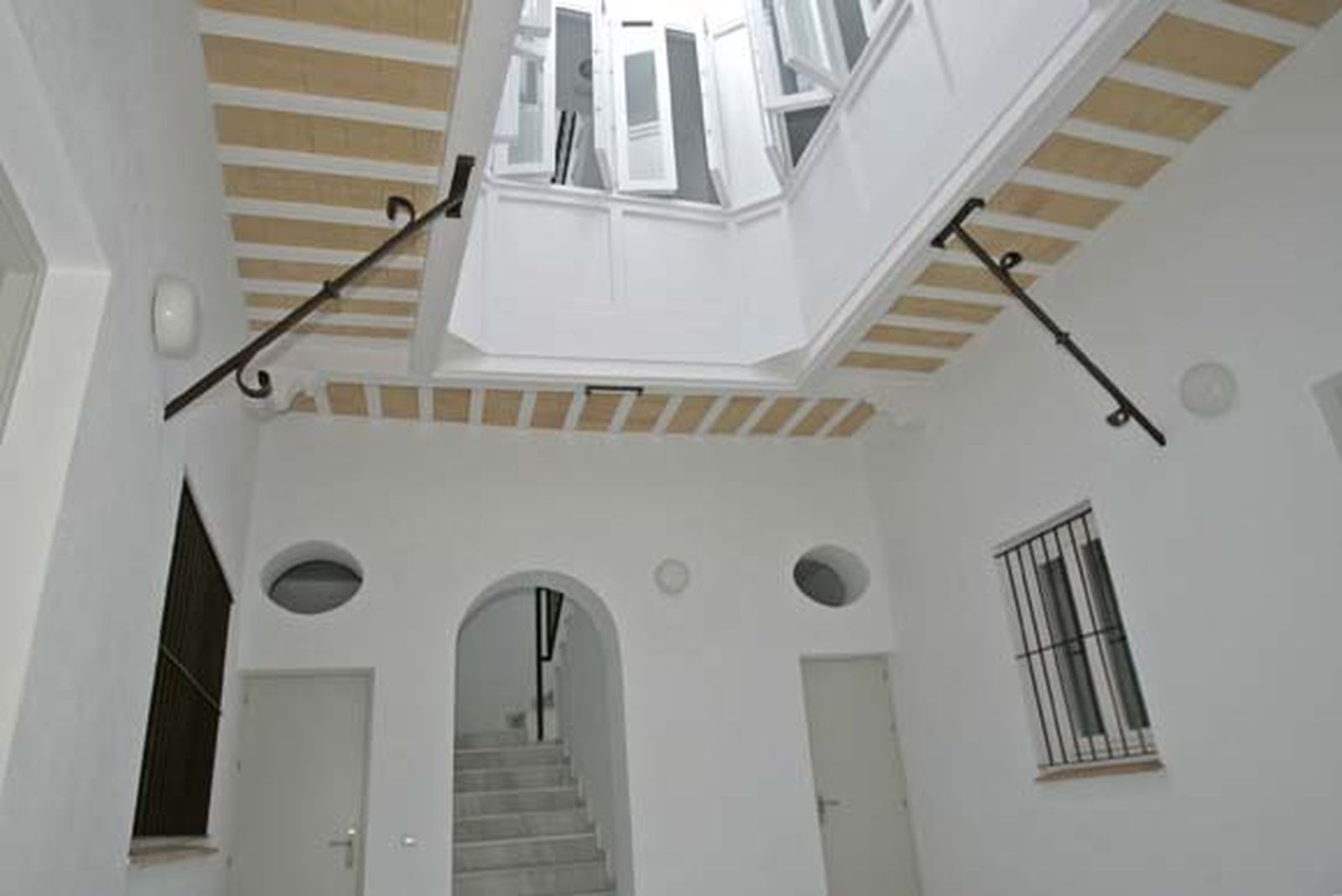 Se trata de un edificio del siglo XVII, de arquitectura barroca, en el que se han construido viviendas de 55 y 70 metros

Foto: Lourdes de Vicente