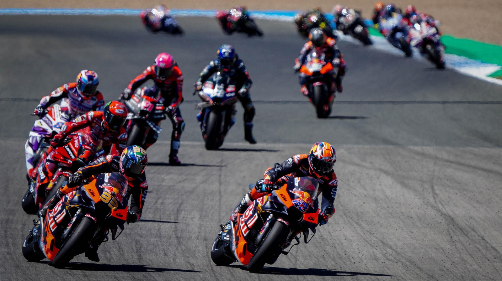 Carrera al spring de MotoGP en Jerez