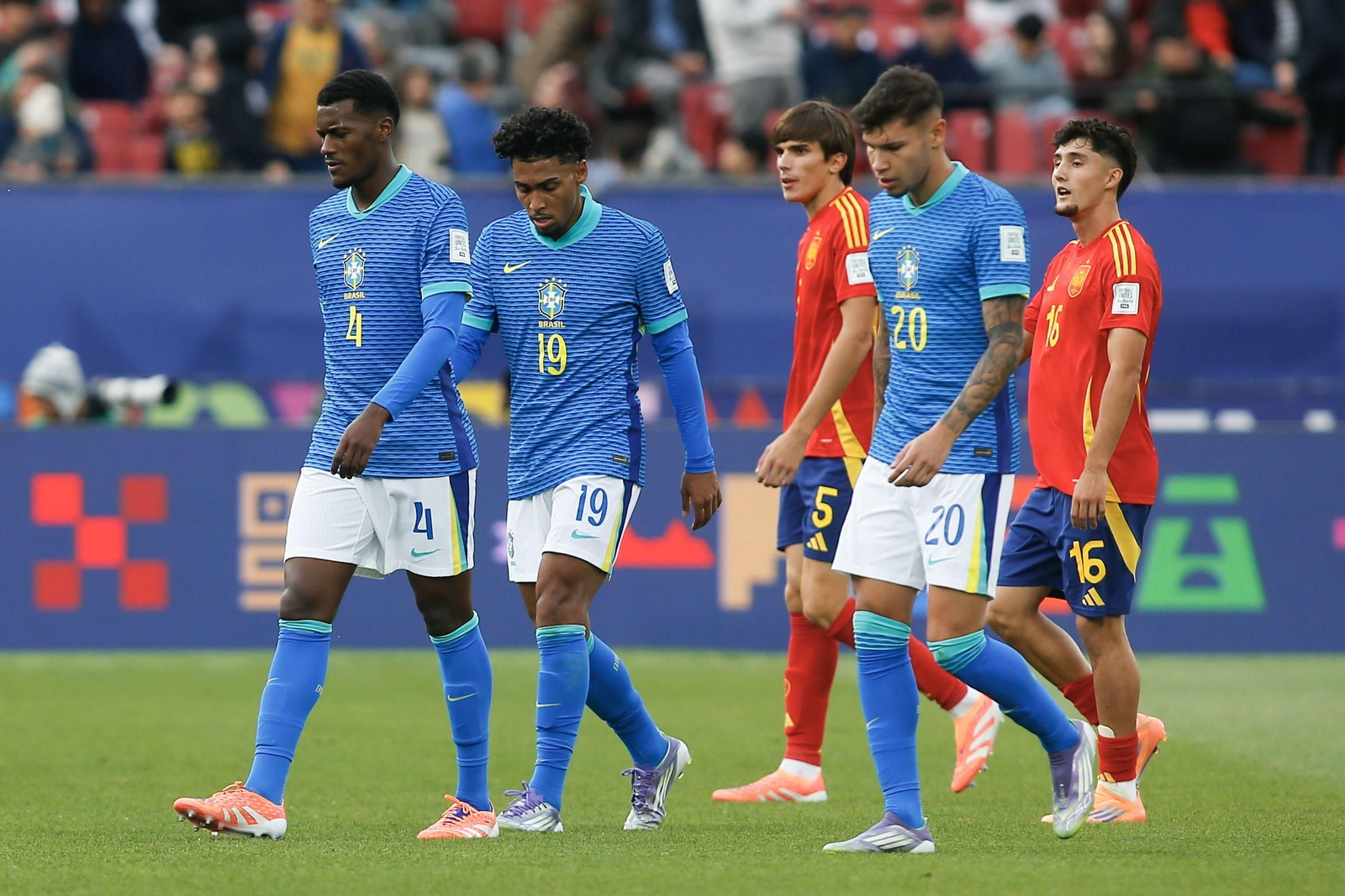 Mundial sub 20: España gana a Brasil (1-0) e Izan Merino sigue en Chile