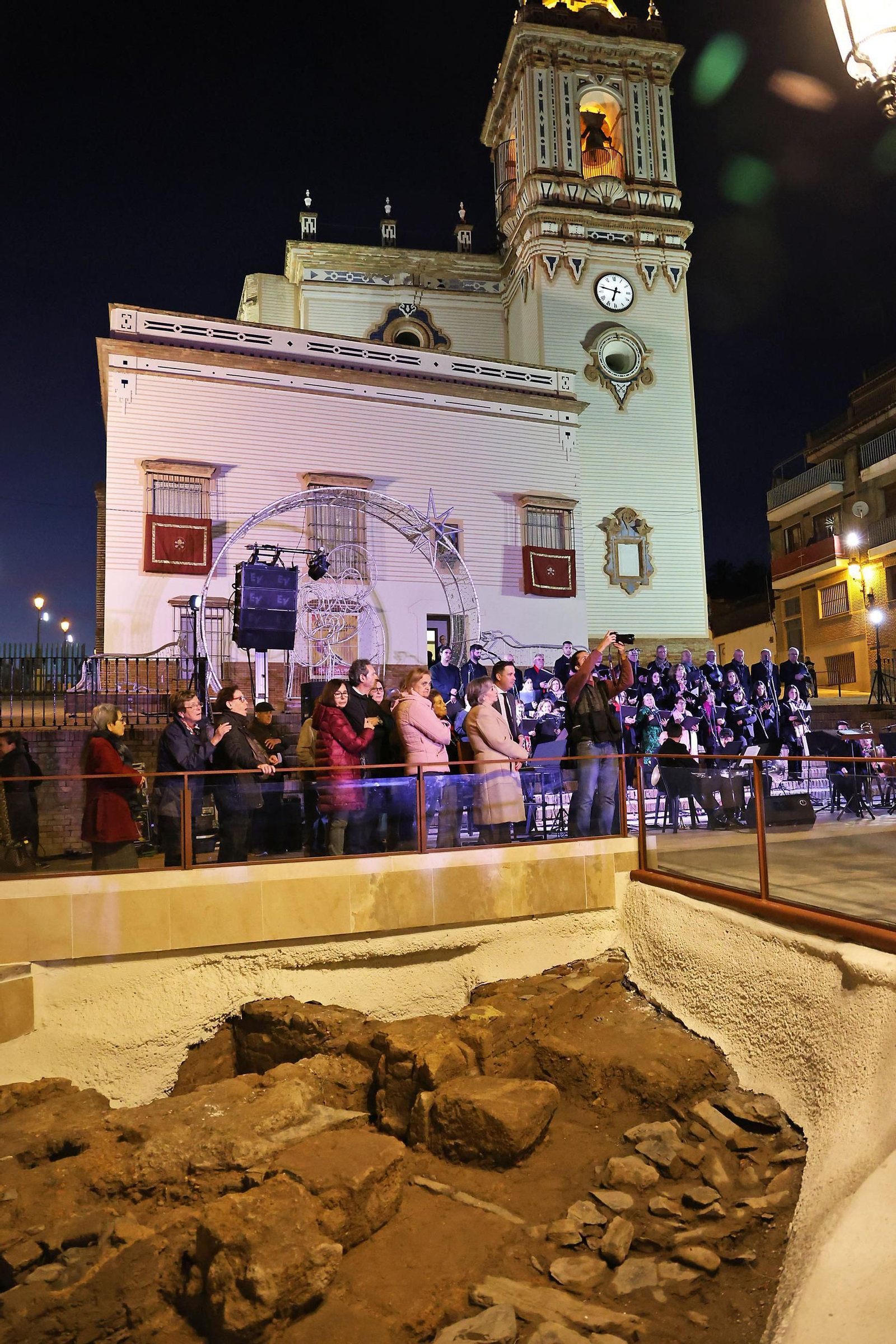 Imágenes de la inauguracion de la renovada Plaza de San Pedro