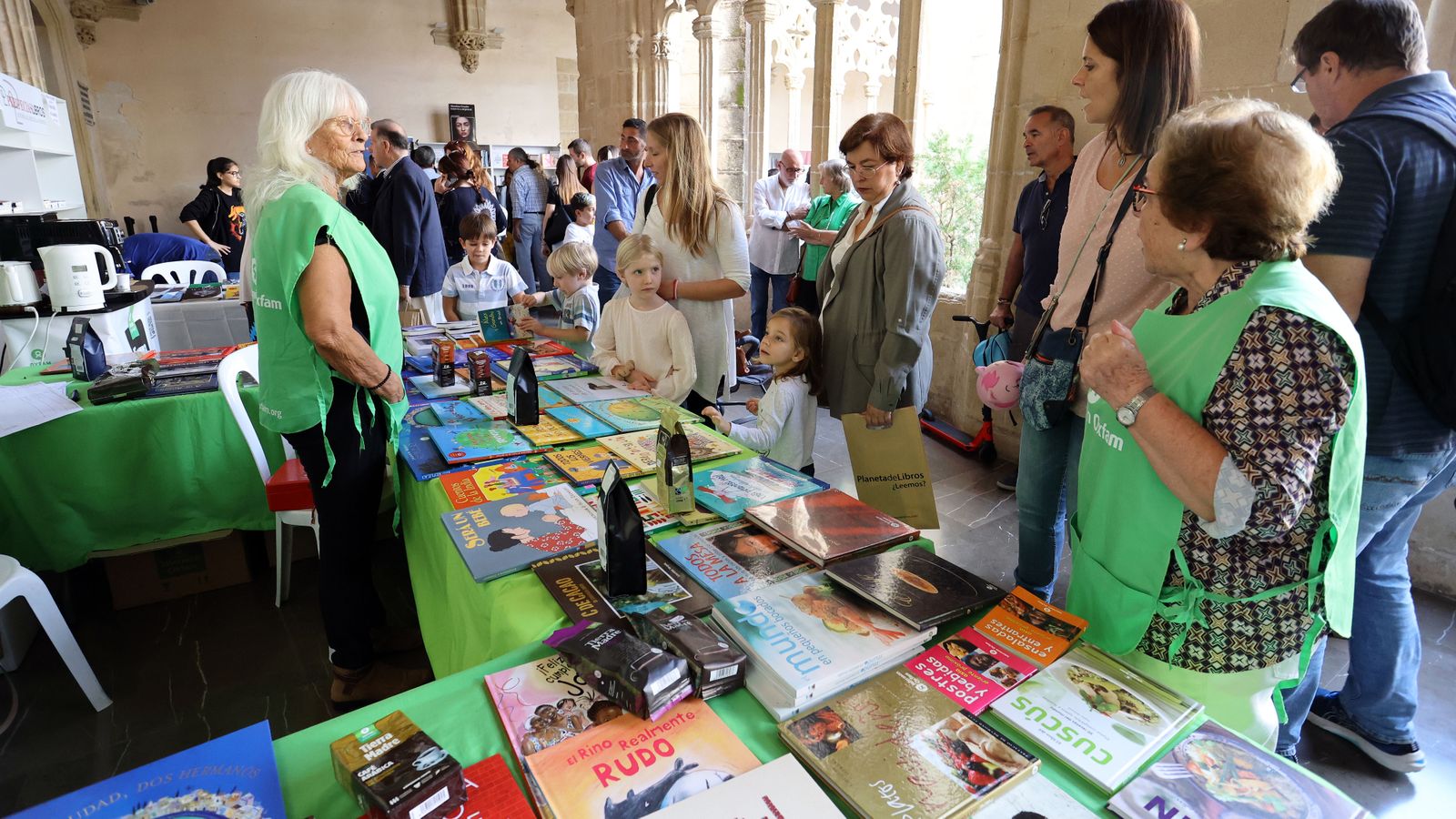 Gran jornada de sábado en la Feria del Libro de Jerez