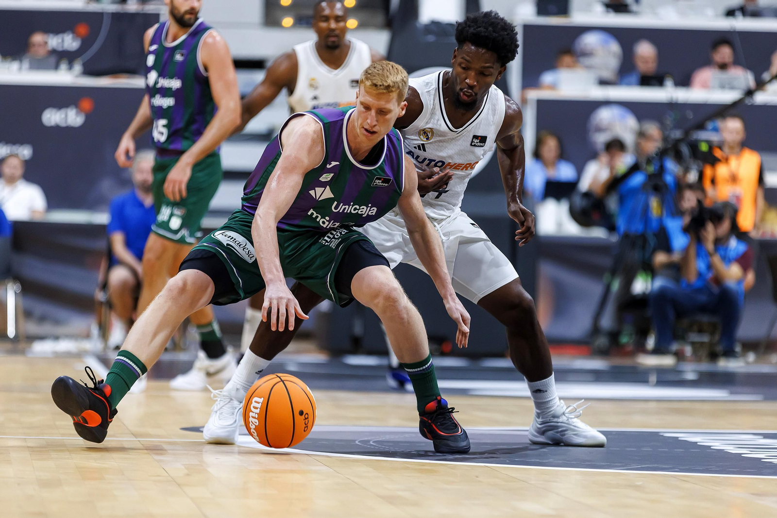 El Real Madrid - Unicaja, final de la Supercopa, en fotos