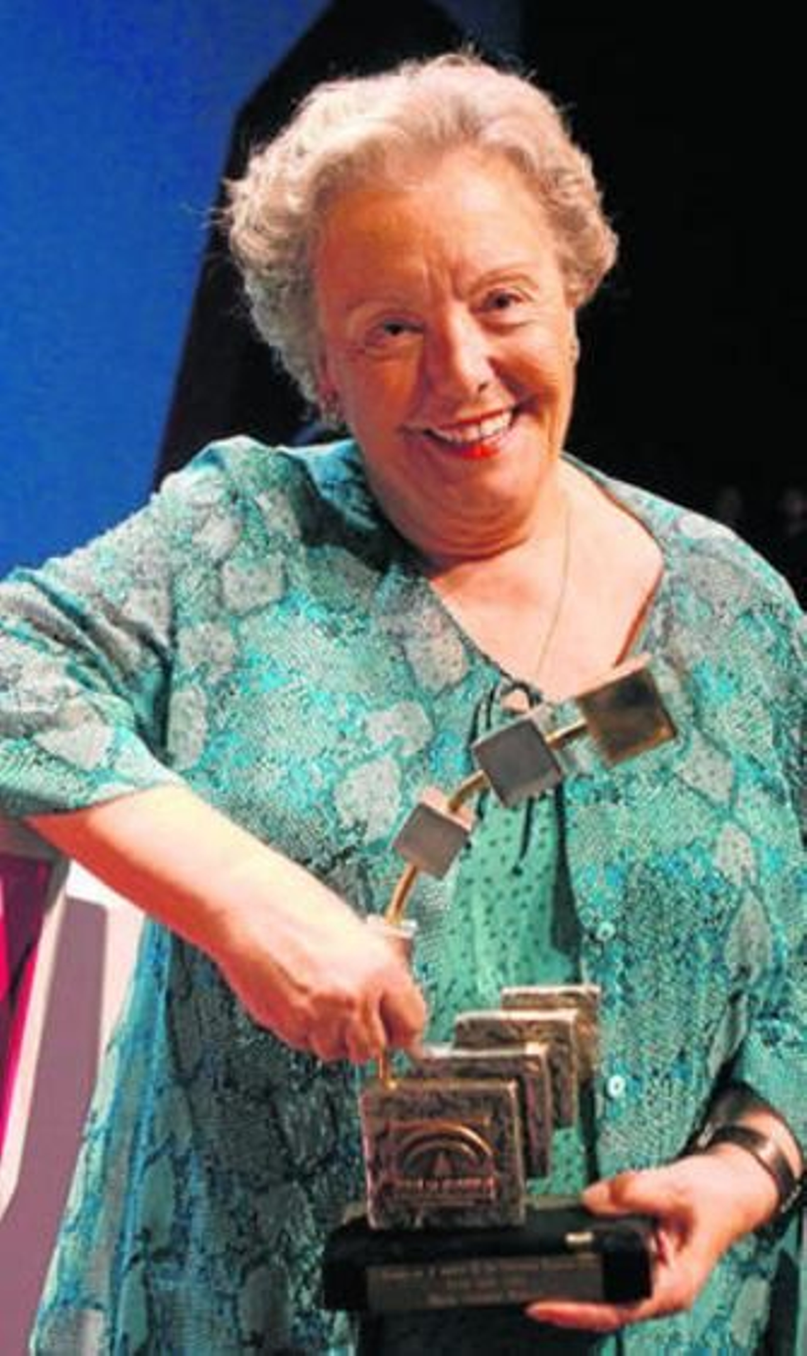 María Galiana fue galardonada recientemente por la Junta.