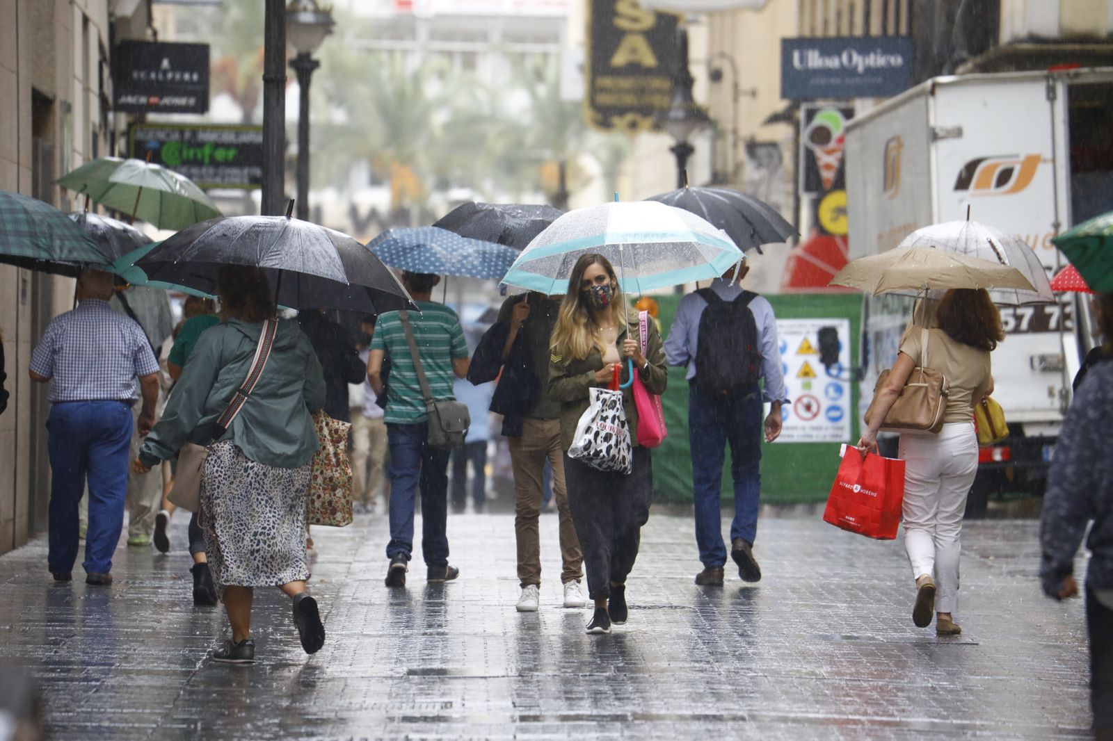 Córdoba vuelve a los días de lluvia en imágenes