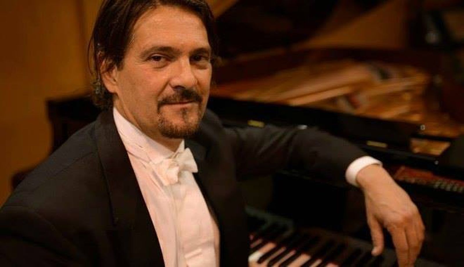 El reconocido pianista Borja Otero, profesor del Conservatorio de Música.