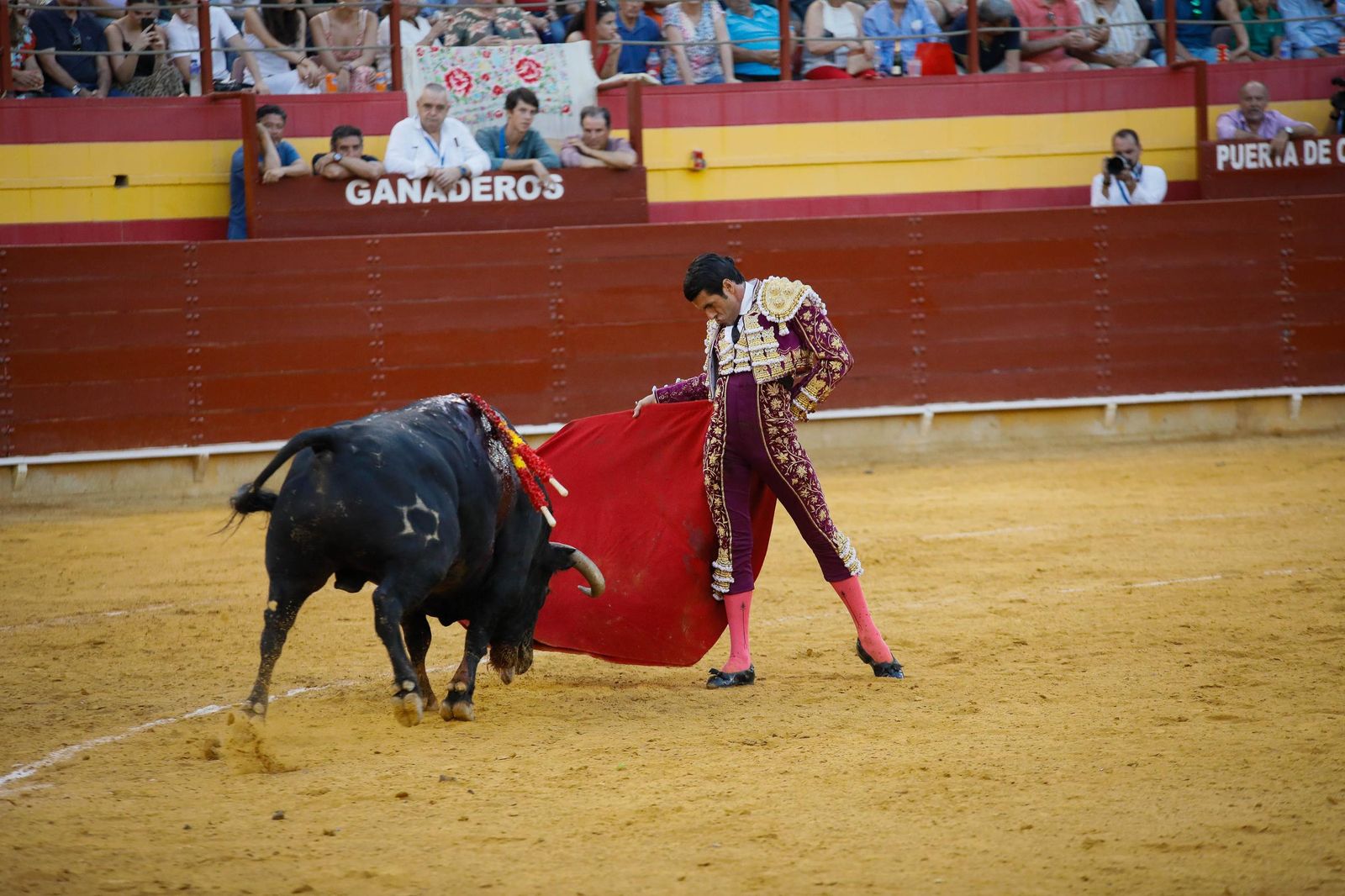 Corrida de toros en Roquetas, en imágenes