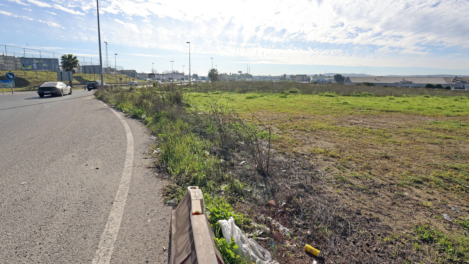 Terrenos junto al polígono Guadalquivir que serán urbanizados.