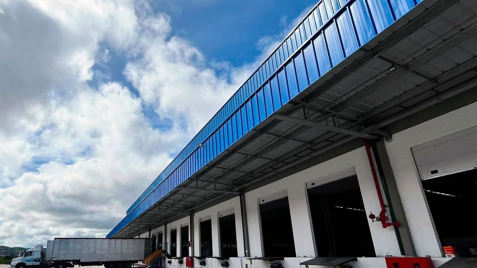 La expansión de Tiresur en América del Sur comenzó en 2010 en Brasil.