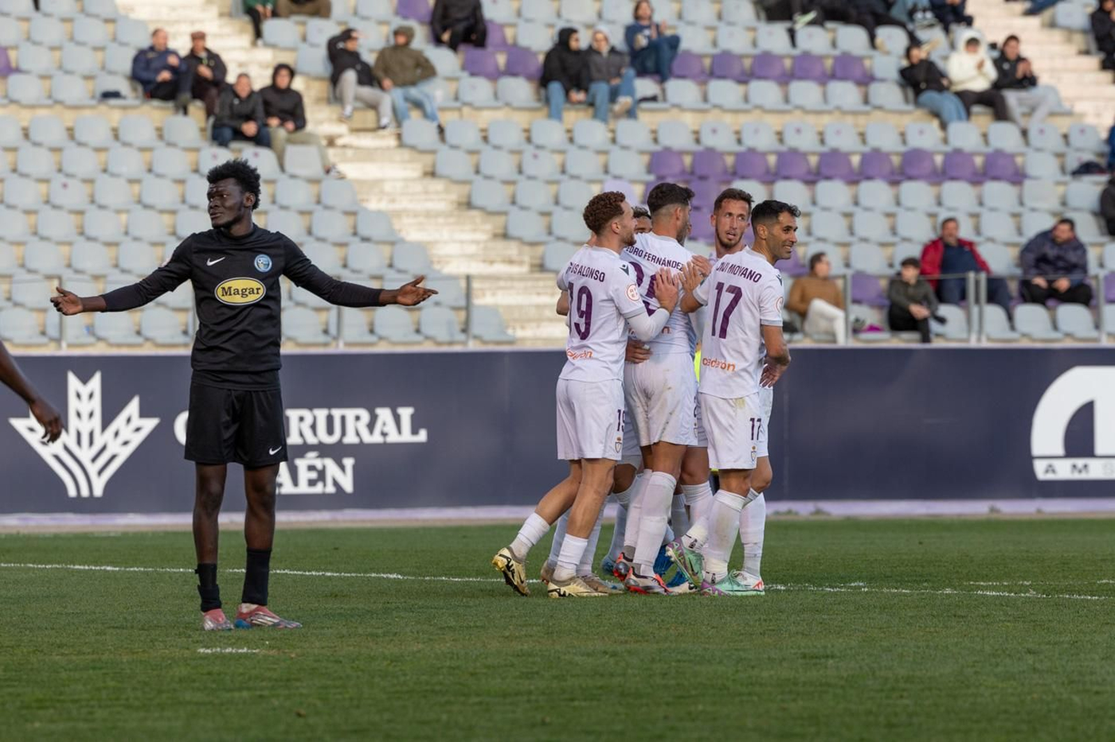 Las mejores fotos de la goleada del Real Jaén al Poli Ejido