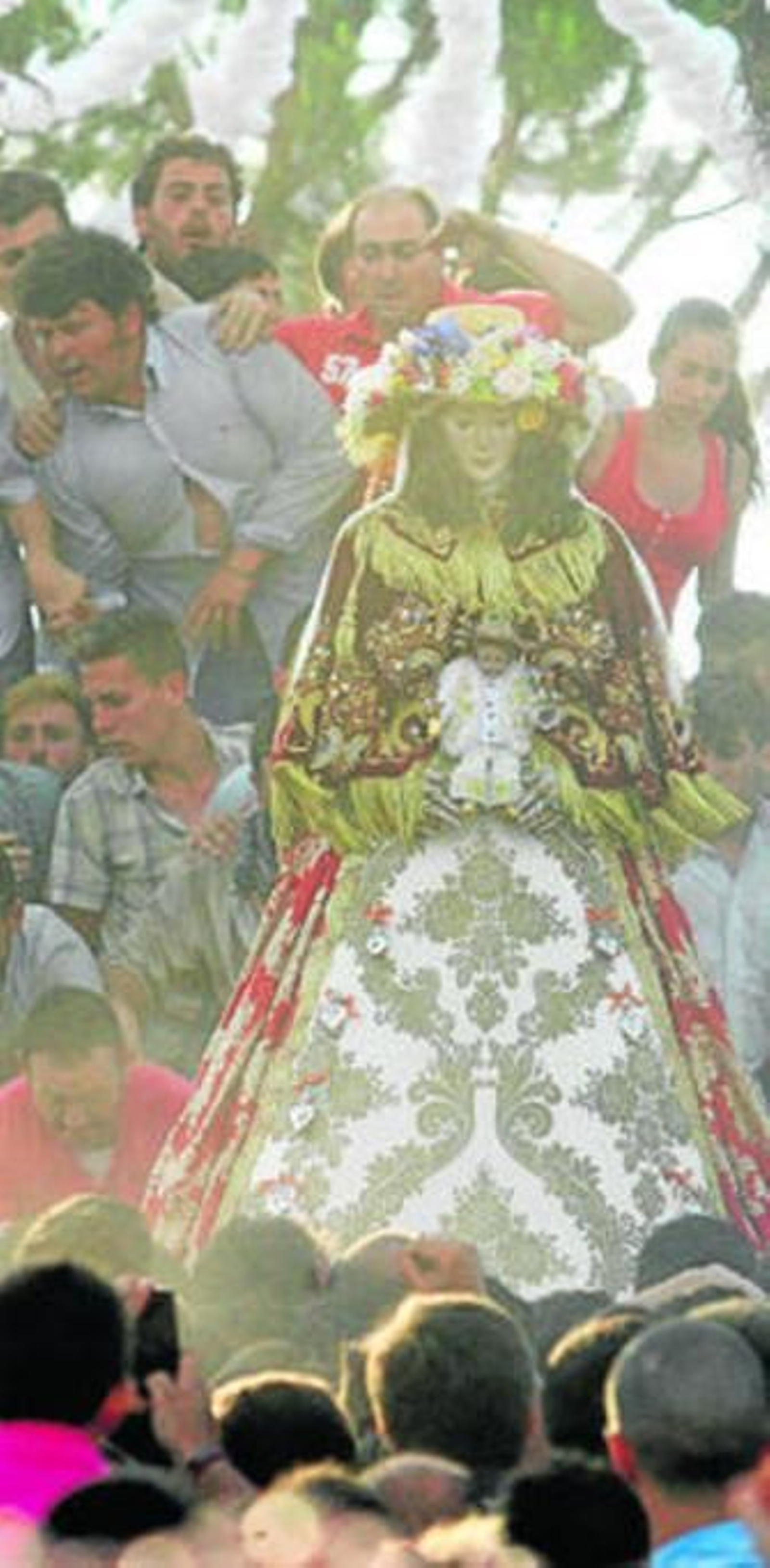 Un Rocío marcado por los cambios en el camino