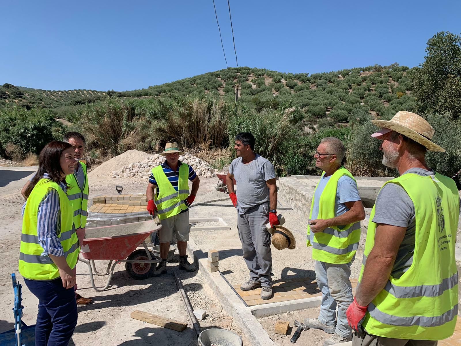 Casanueva, durante la visita a Nueva Carteya.
