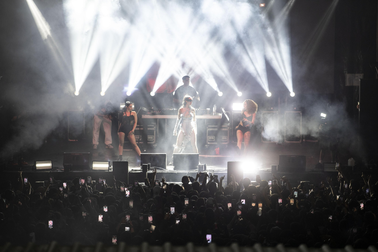 Yung Beef y La Zowi desatan la locura en el festival Infierno