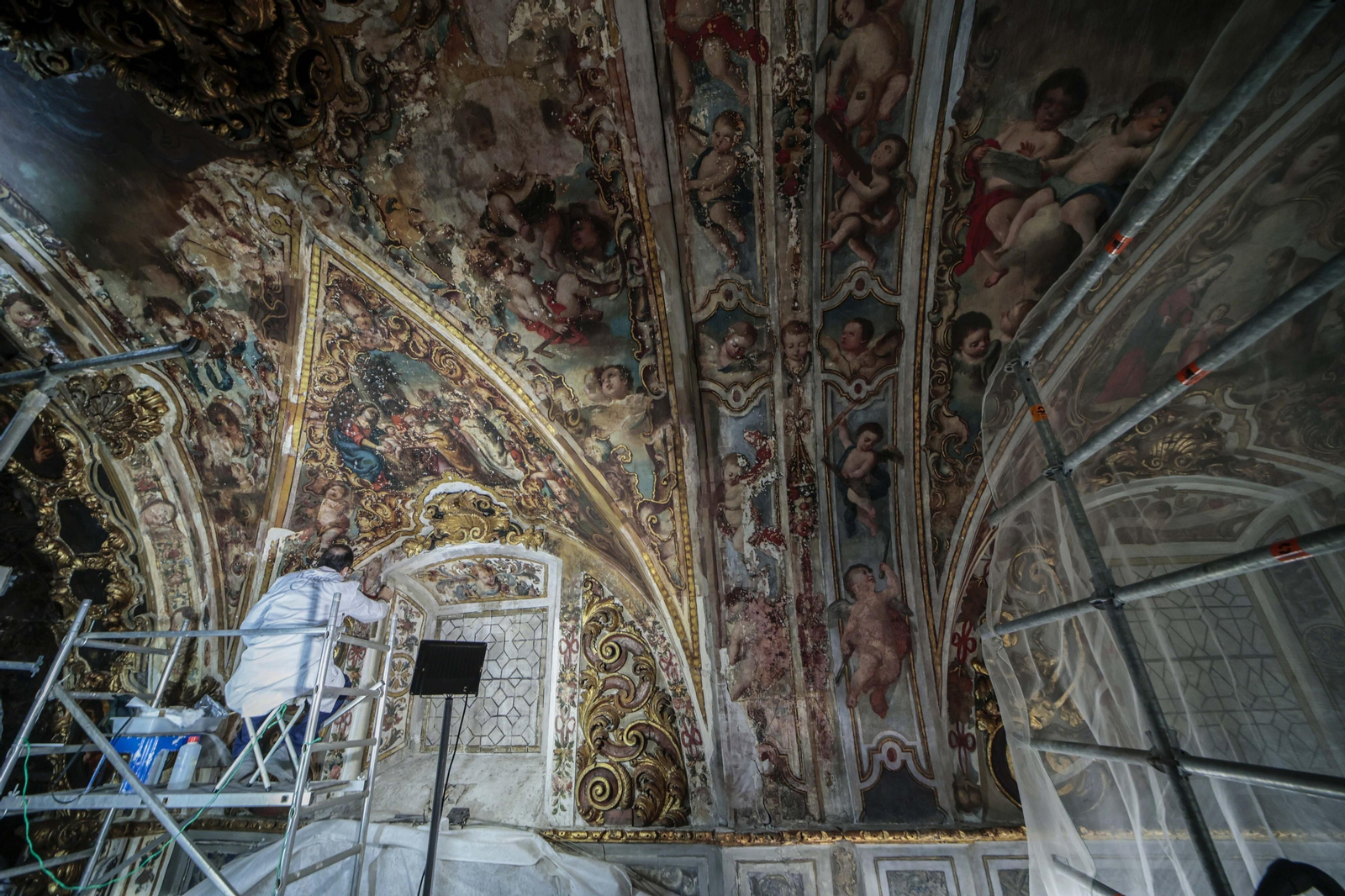 imágenes del estado de la restauración de la capilla de San José