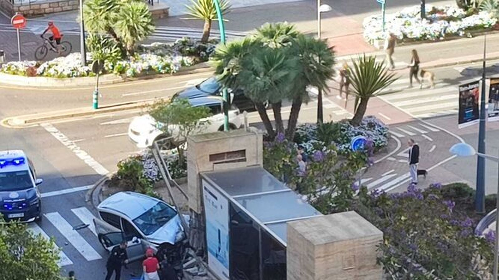 El coche siniestrado.