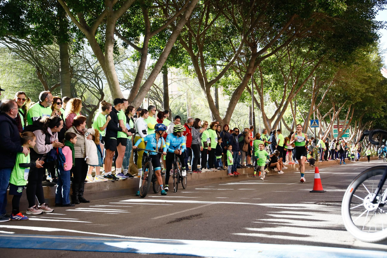 Imágenes de la Carrera contra el Cáncer de Almería