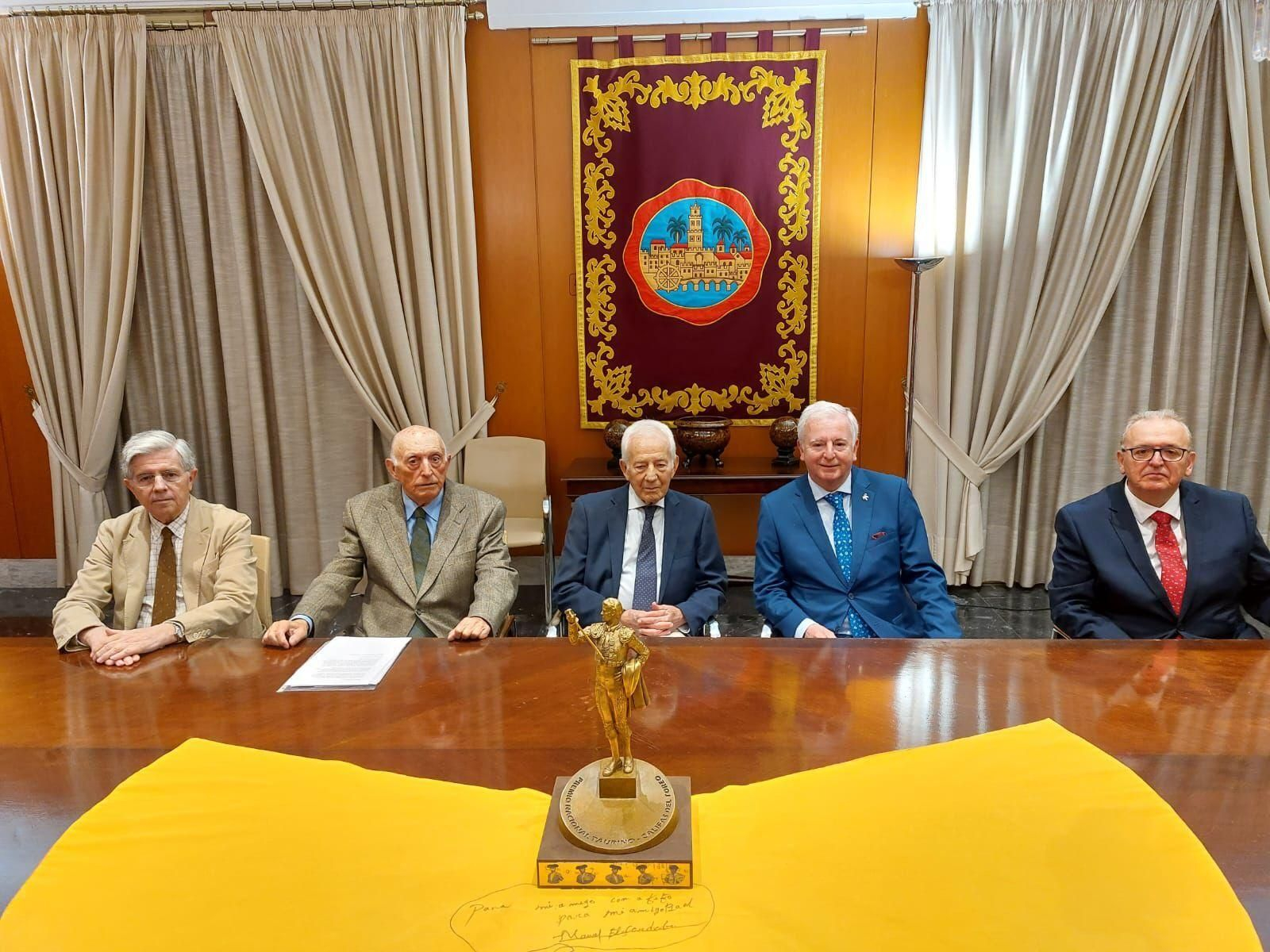 Presentación del plazo para presentar las candidaturas al Premio Nacional Taurino Califas del Toreo.