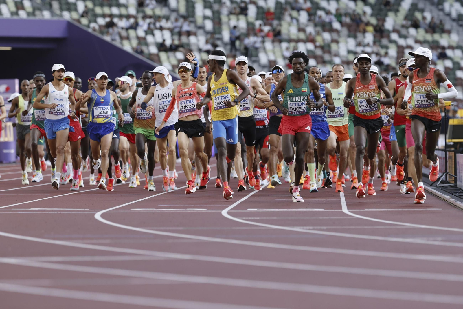 Las fotos del récord mundial de Duplantis y del resto de la jornada