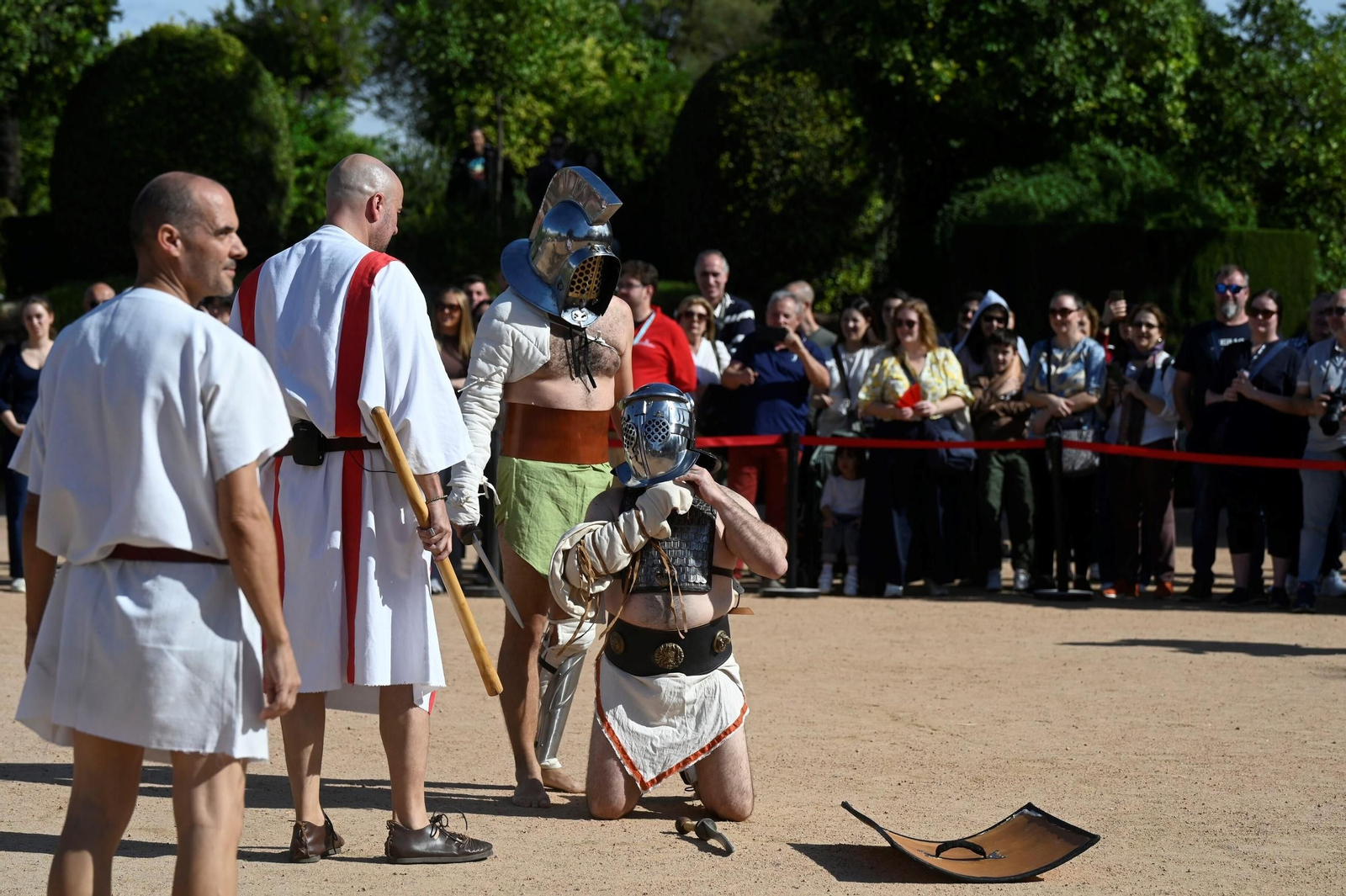 Las fotos de la recreación histórica 'Sangre y arena' en las Jornadas de Cultura Funeraria en Córdoba