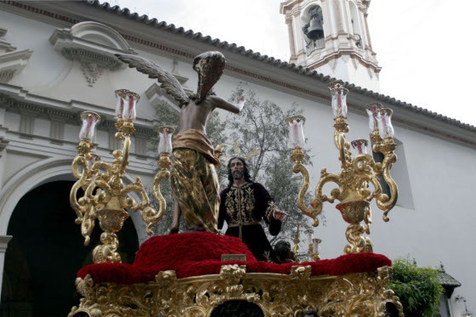Detalle de la Hermandad de la Oración en el Huerto a su salida porcesional./B.M.