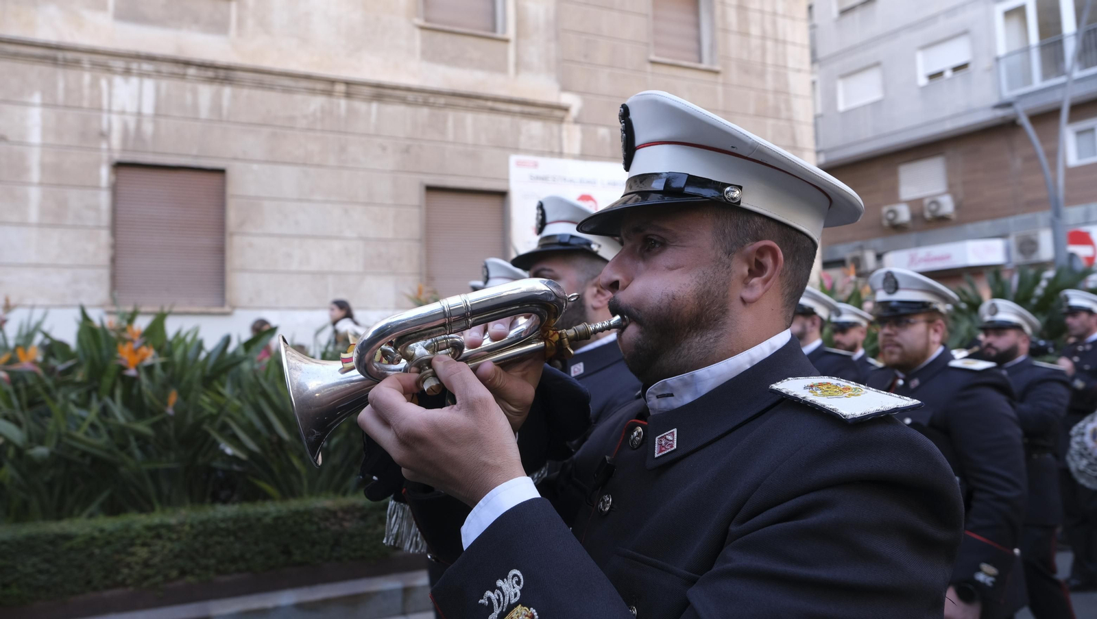 La procesión de Pasión en Almería, en imágenes