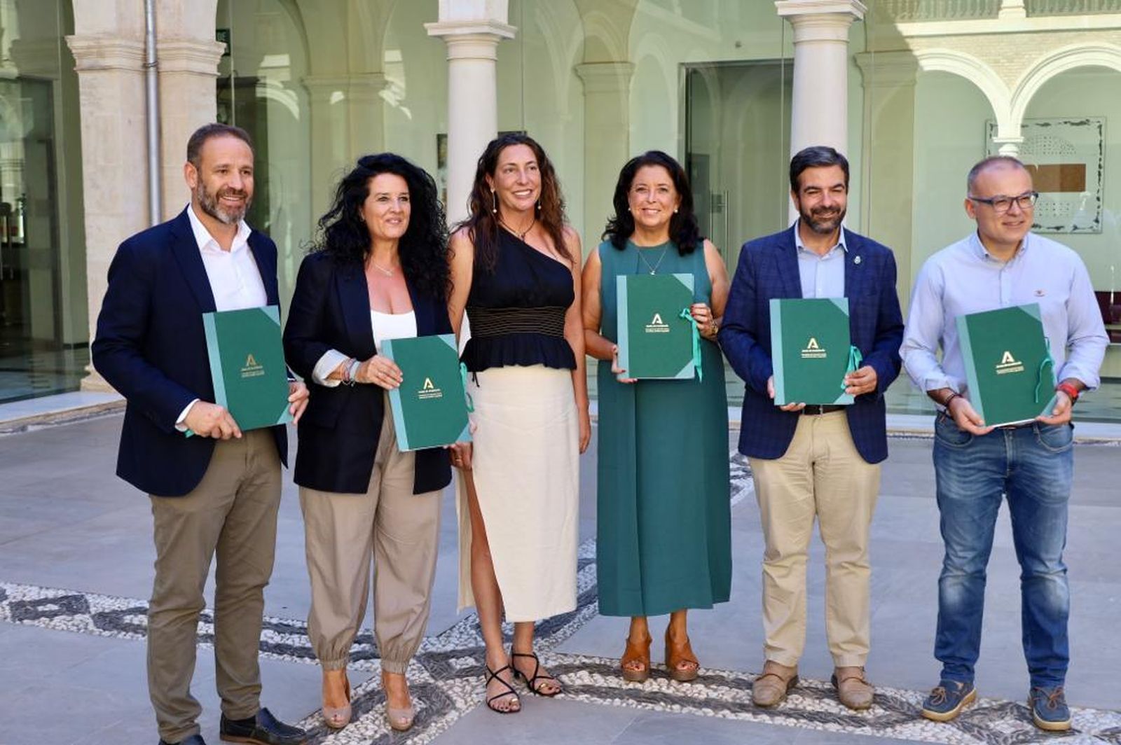 La Junta destina más de 900.000 euros a proyectos para la innovación de los servicios sociales en Granada