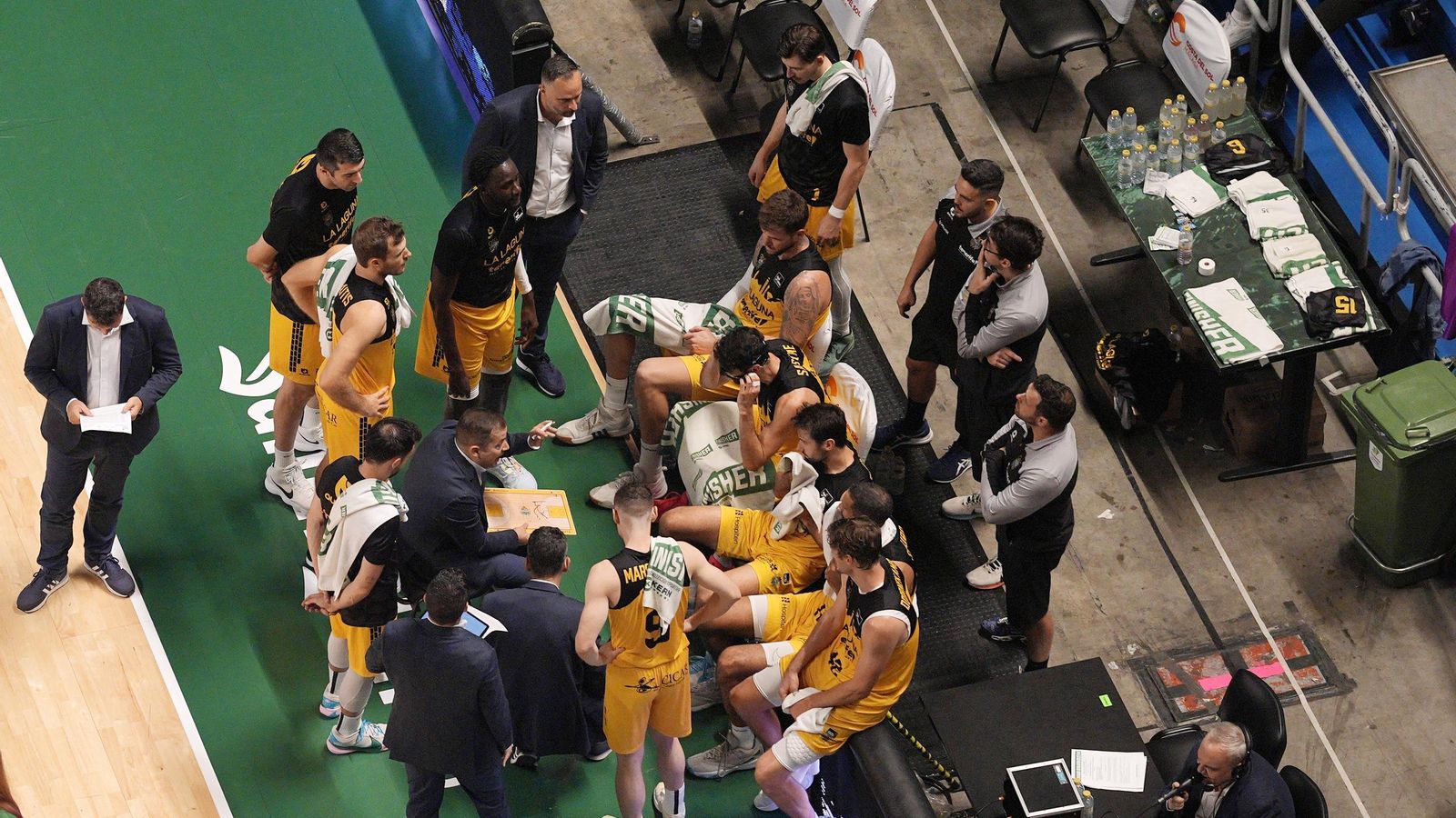 El Unicaja-La Laguna Tenerife, en fotos