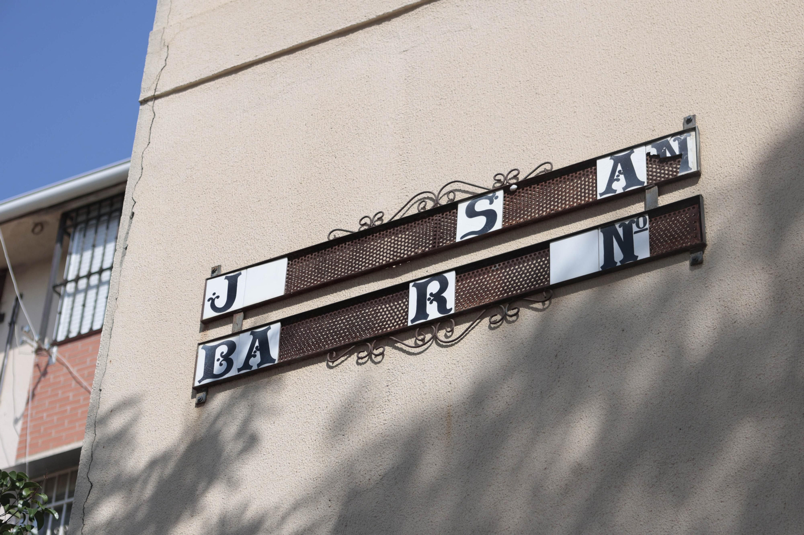 Así se vive en el Polígono Sur, el barrio más pobre de España