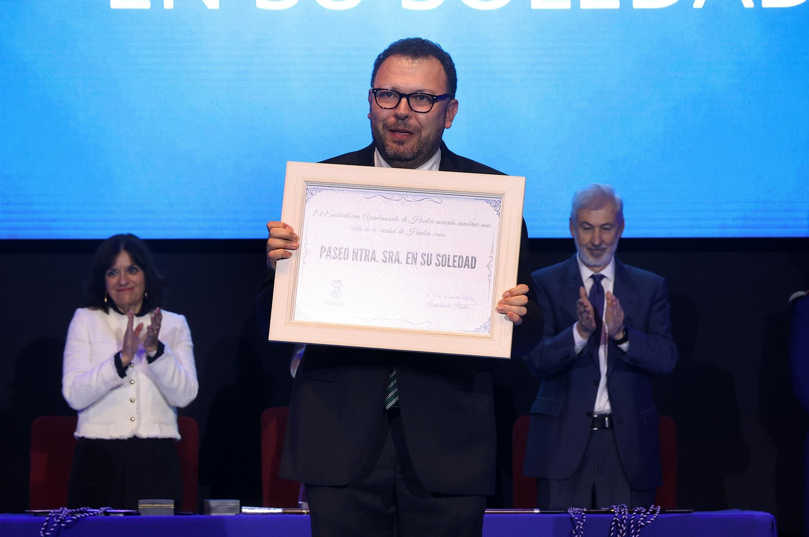 La entrega de honores y distinciones con motivo del Día de Huelva, en imágenes