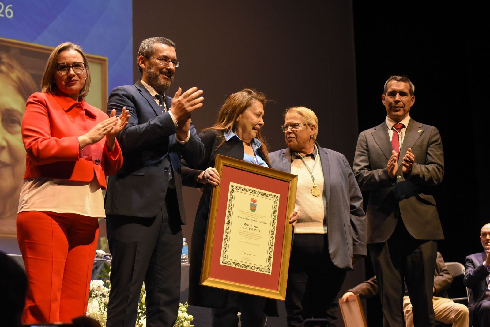 Fotos del Pleno extraordinario de entrega de honores y distinciones por el 156 aniversario de La Línea