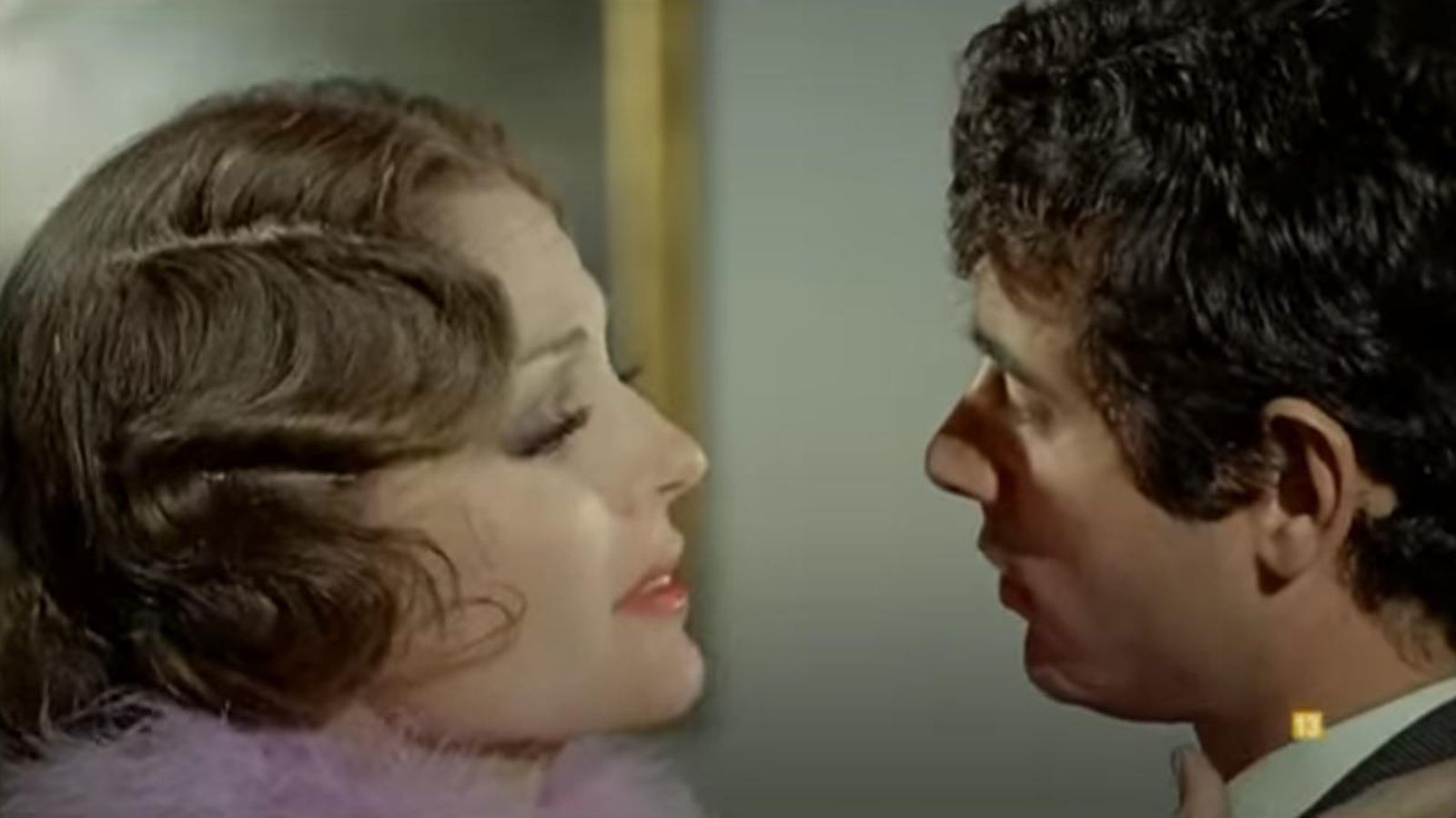 Carmen Sevilla y Miguel Mateo 'Miguelín' en una escena de 'El Relicario'.