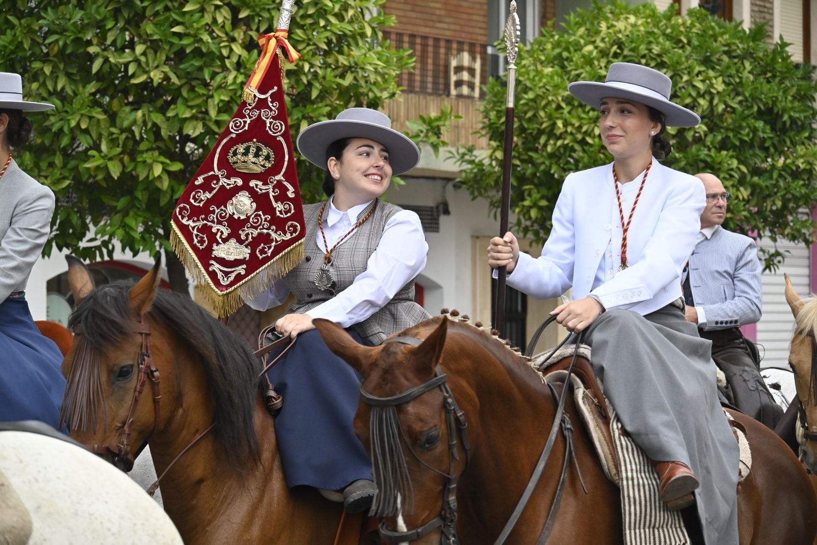 El Rocío 2023: Imágenes de los peregrinos de la Hermandad de Emigrantes