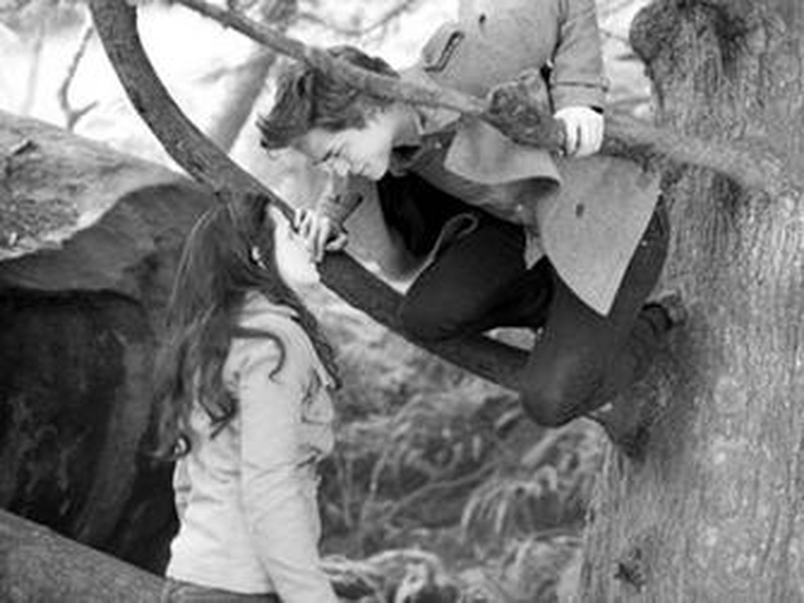 Vampiros 'fashion' protagonizan la esperada adaptación a la pantalla de 'Crepúsculo'.