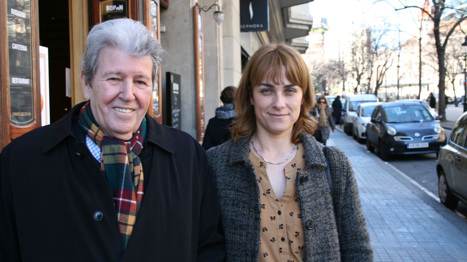 El editor junto a la escritora Sara Mesa.