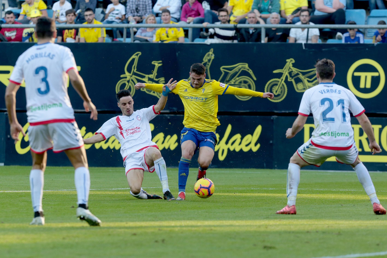Las imágenes del Cádiz-Rayo Majadahonda