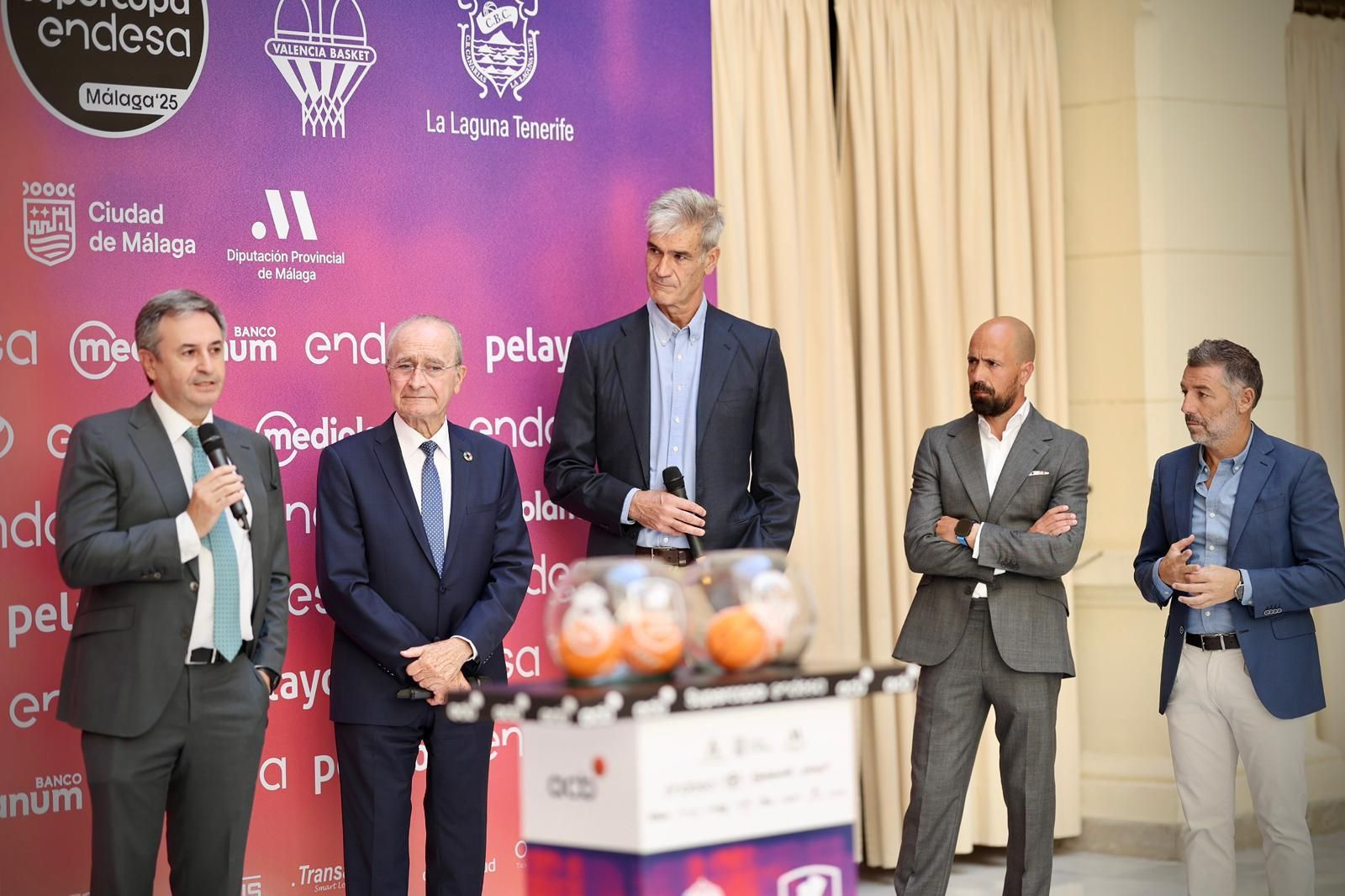 Las fotos del sorteo de Supercopa con mucho VIP: Duda, Carlos Suárez, Sergio Rodríguez...