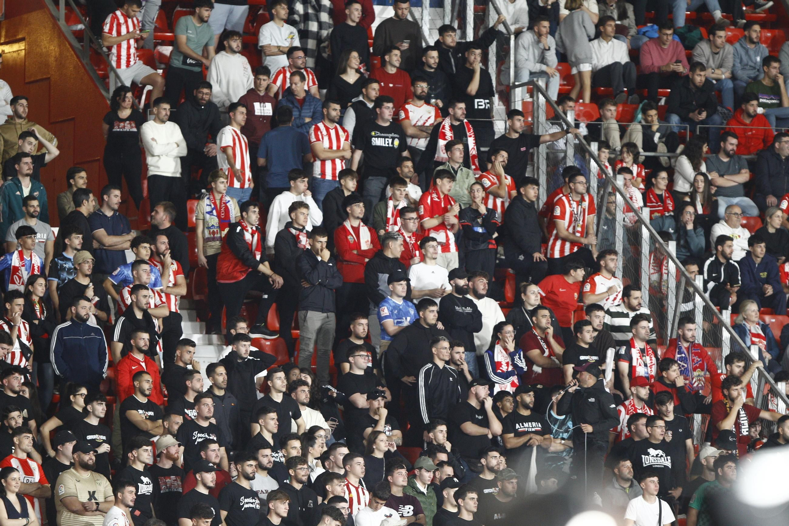 Búscate en las fotos del U.D. Almería-Córdoba C.F.