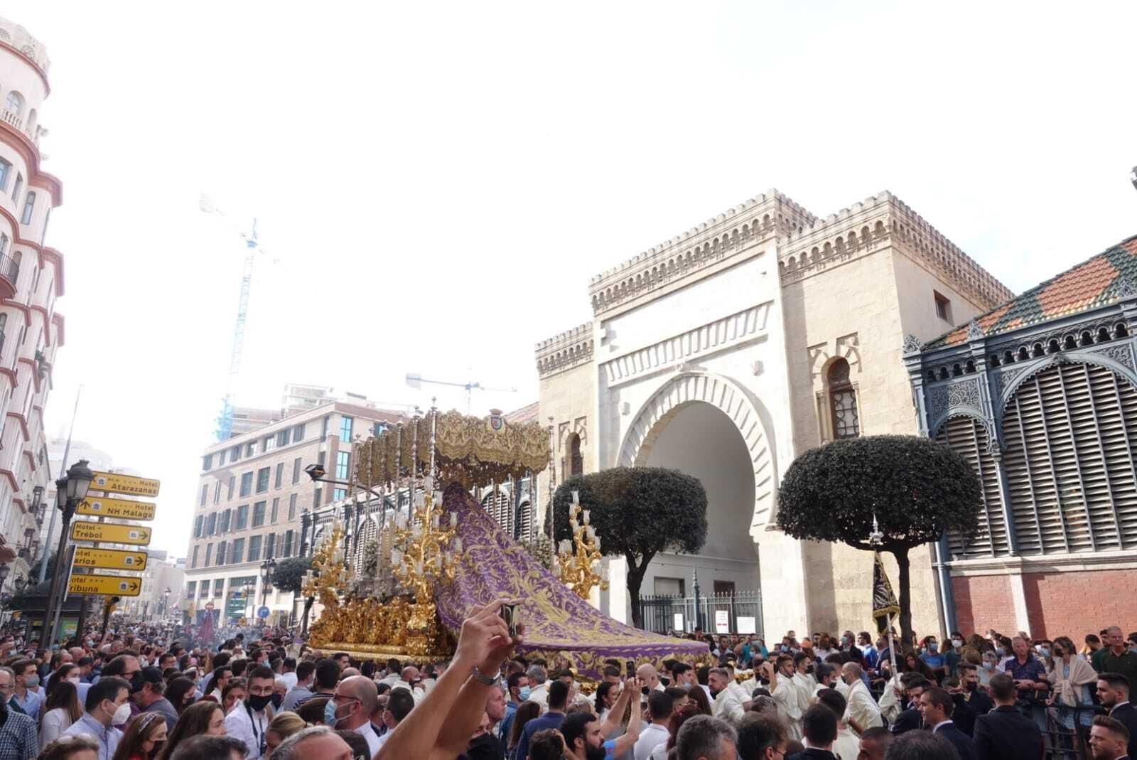 Las fotos de la Virgen de Sangre en la procesión Magna de Málaga