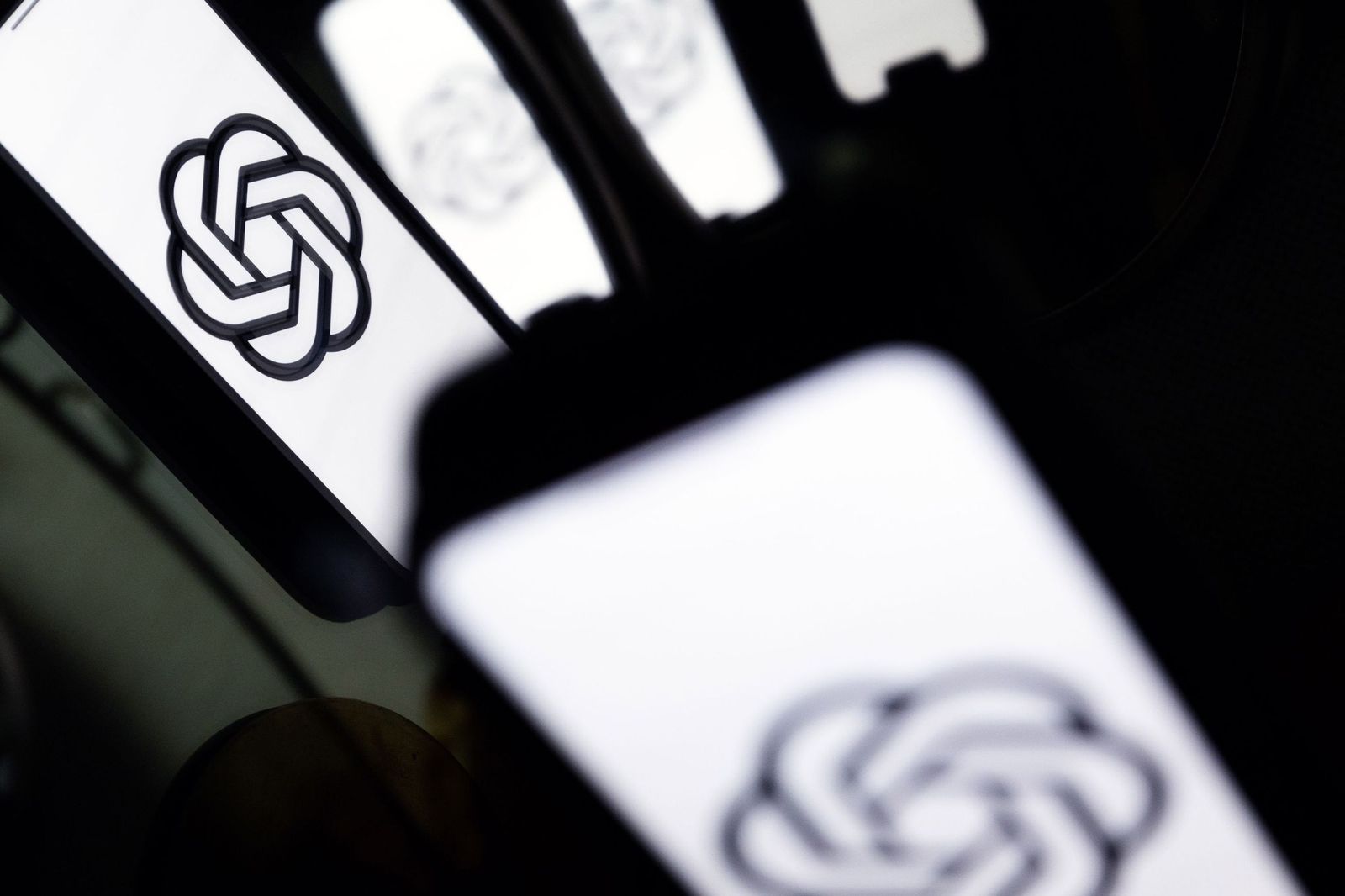 Móviles con la aplicación Chat GPT.