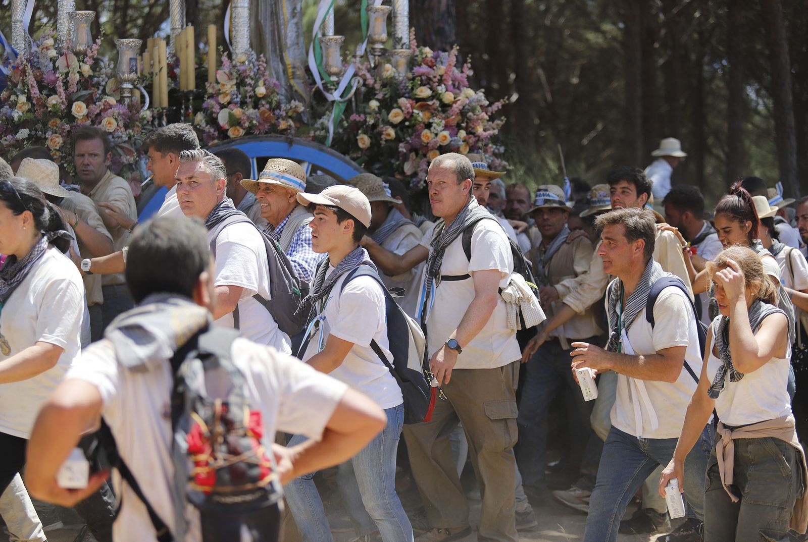 Todos los peregrinos de la Hermandad de Huelva, en imágenes