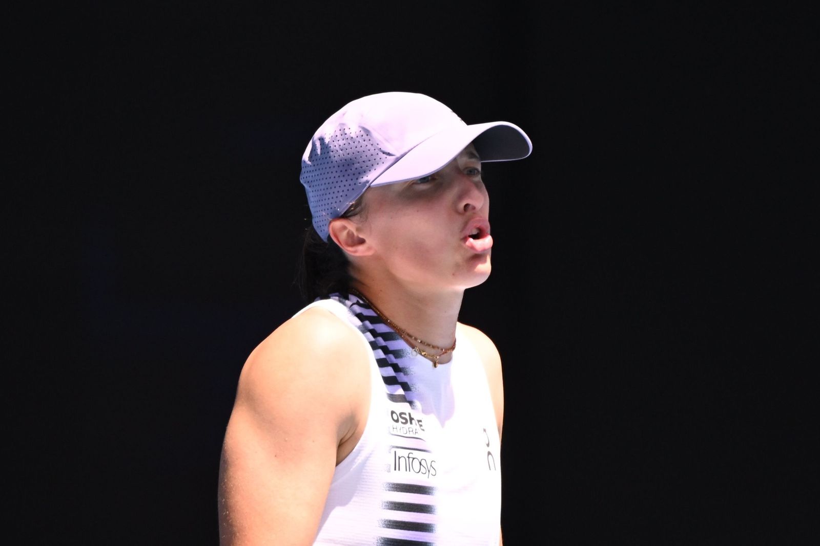 Las fotos de la retirada de Musetti ante Djokovic y del resto de cuartos de final