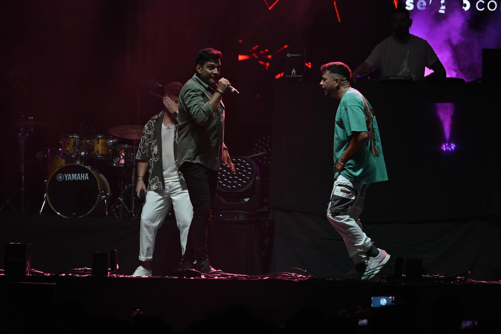 Imágenes del concierto de Sergio Contreras y Raule en las Colombinas